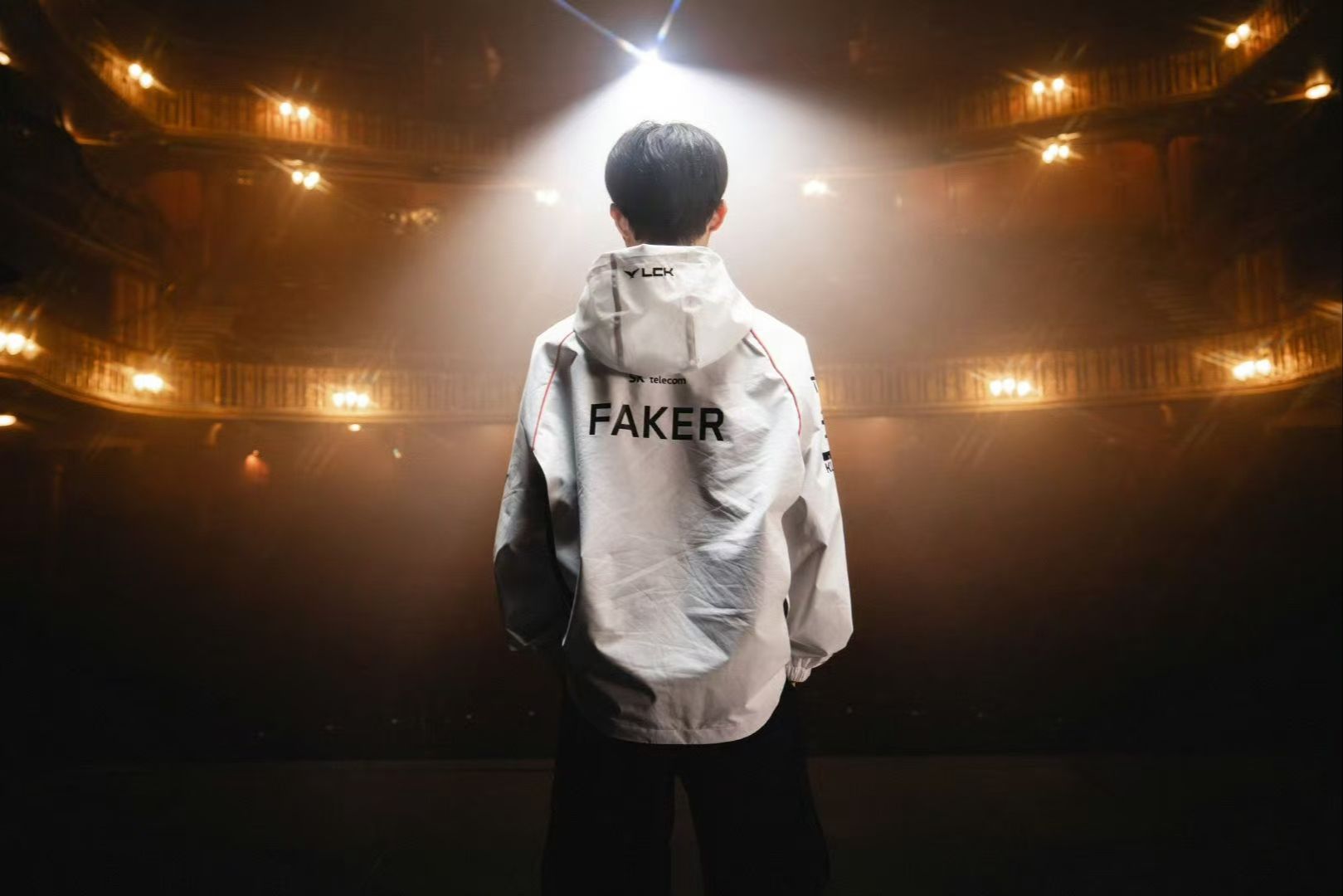 Scout ：和Poppy没怎么聊天，他就过来看了看我们