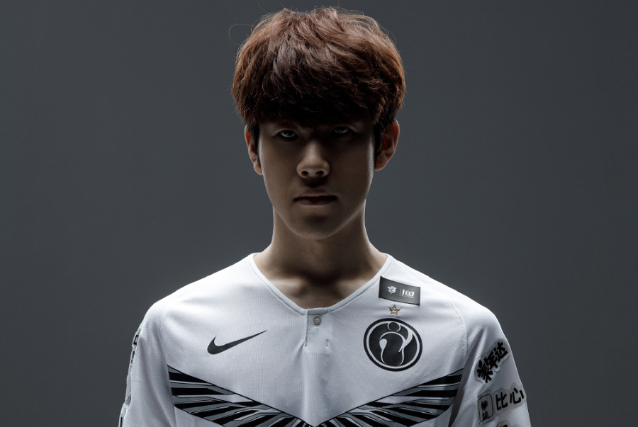 看完LPL夏季赛IG对阵V5，韩国观众们也坐不住了