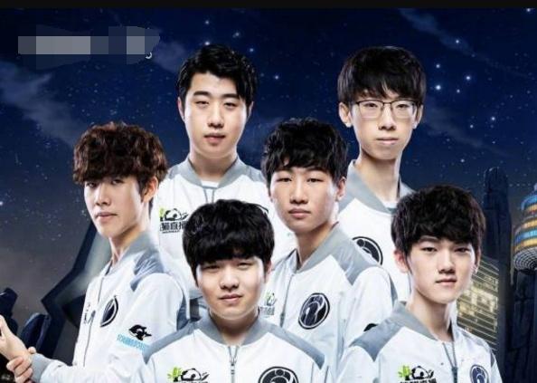 T1教练TOM谈不敌BLG：我们的英雄优先级整理出现了问题