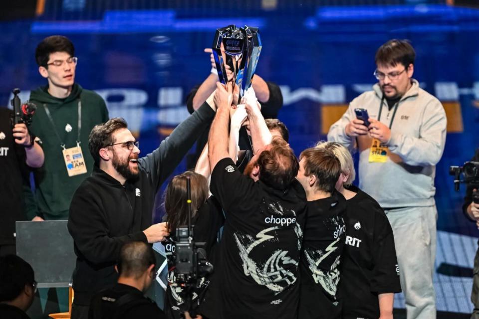 Legacy 在 StarLadder 布达佩斯 Major 2025 第一阶段首场比赛中败给了 FlyQuest