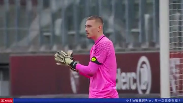 [图]上海海港3-0浙江队 手握中超争冠主动权